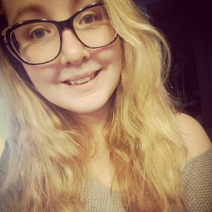 Meet your Posher, Téa